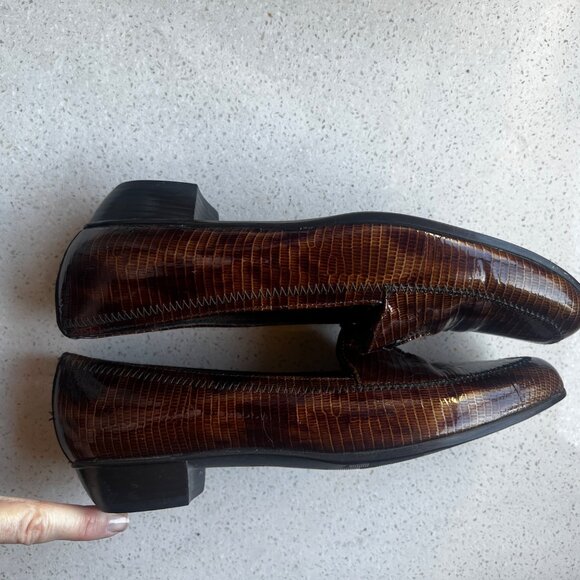 Munro Womens Brown Crocodile Print Loafers 7.5M Slip-On Leather Comfort Casual - Picture 7 of 11